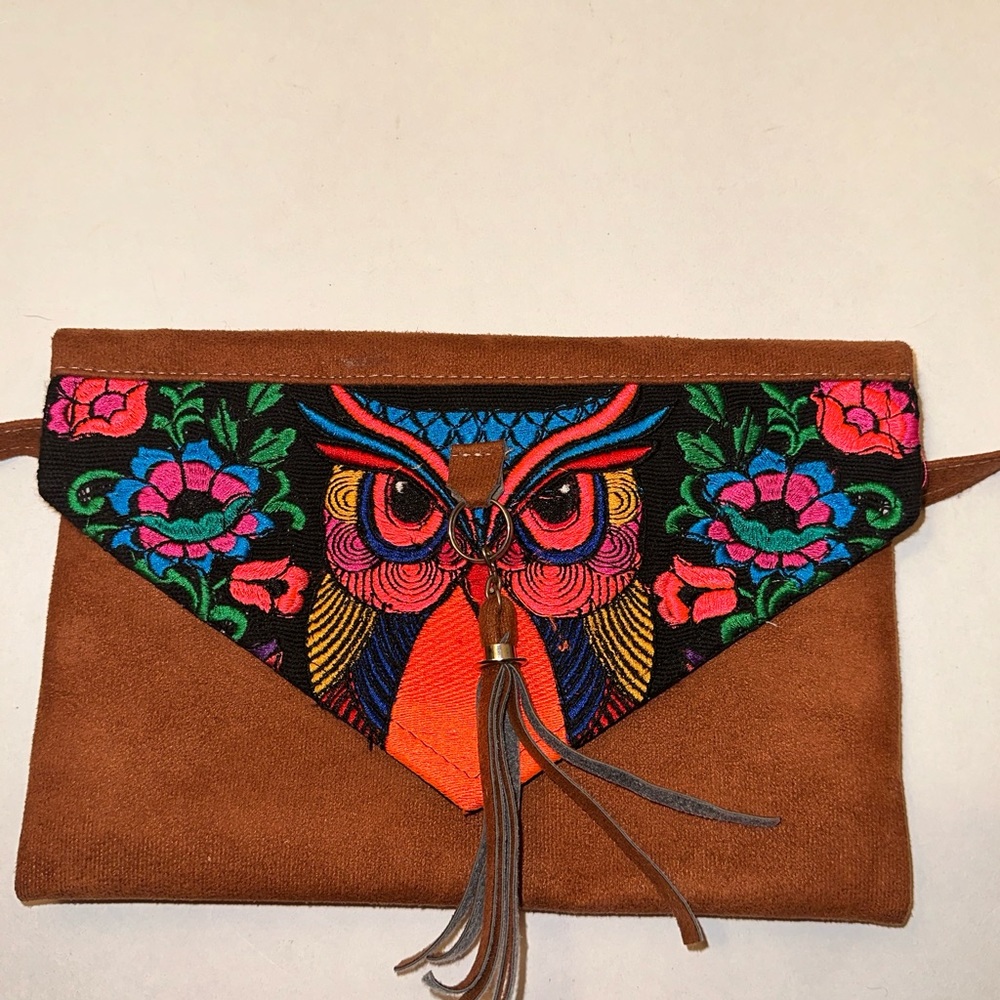 Embroidered Owl purse